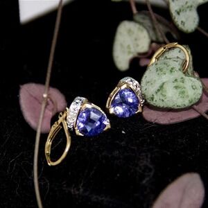 Gold Over Sterling Silver Trillion Tanzanite Crystal Leverback Earrings 925 R